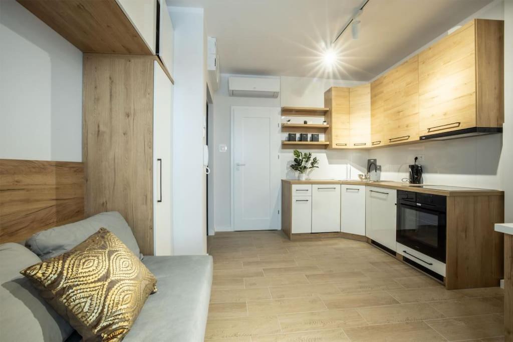 Apartment Wigurytower 68' Łódź