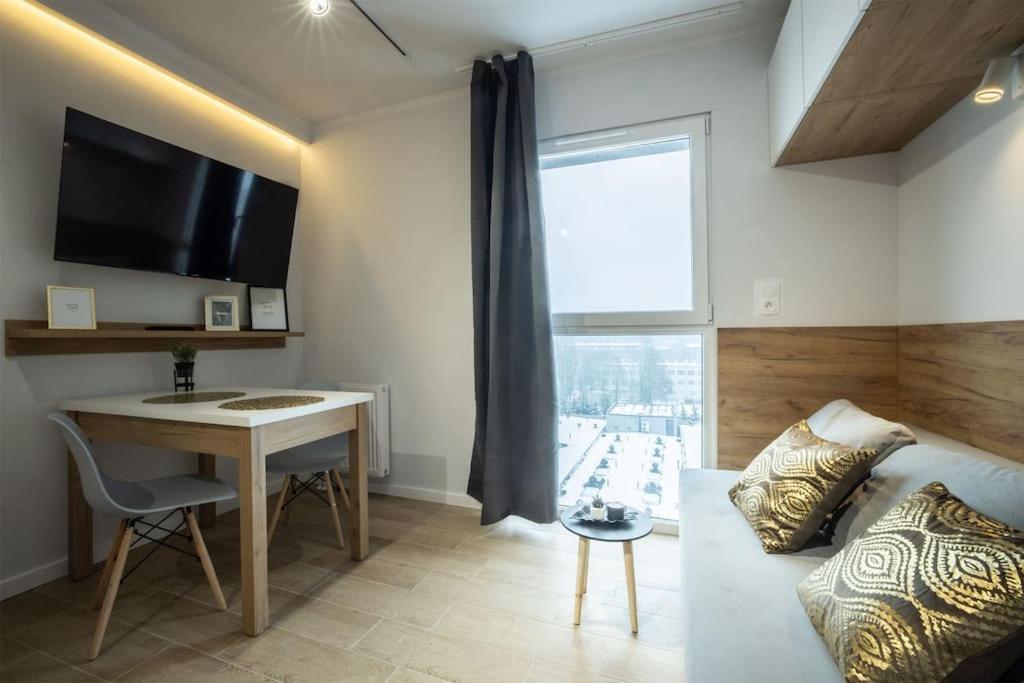 Wigurytower 68' Apartment